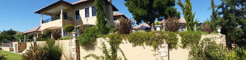 5 Bedroom Property for Sale in Stellenbosch Central Western Cape